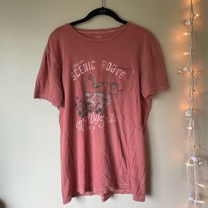 Fun t-shirt! Size medium!